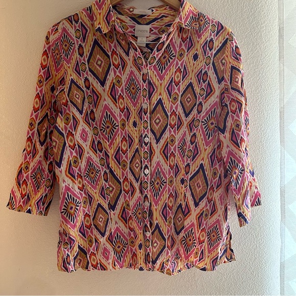 Chico's | 100% Linen Multicolor Geometric Print Button Down Shirt - Picture 2 of 12